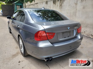 2010 BMW 325i