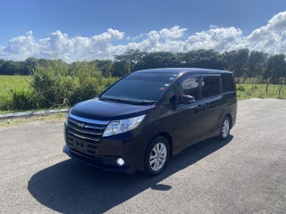 2015 Toyota Noah