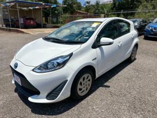 2019 Toyota Aqua hybrid for sale in Kingston / St. Andrew, Jamaica