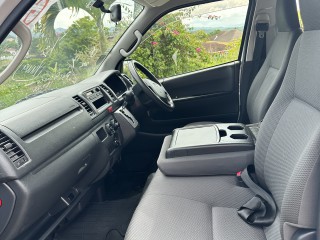 2017 Toyota HIACE  SUPER GL  DIESEL for sale in Manchester, Jamaica