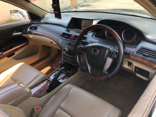 2010 Honda Inspire