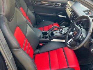 2021 Porsche Cayenne Turbo S eHybrid for sale in Kingston / St. Andrew, Jamaica