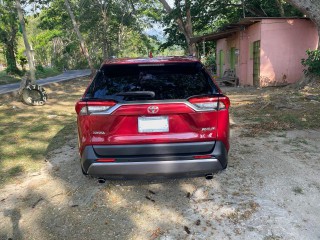 2020 Toyota RAV4
$6,300,000