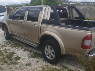 2006 Isuzu DMax for sale in Trelawny, Jamaica