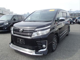 2016 Toyota Voxy ZS Kirameki 3