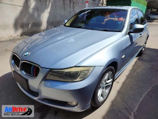 2011 BMW 320i