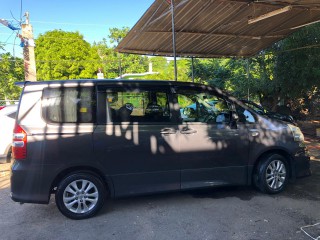 2010 Toyota Noah SI for sale in St. James, Jamaica