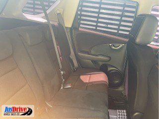 2013 Honda FIT SHUTTLE for sale in Kingston / St. Andrew, Jamaica