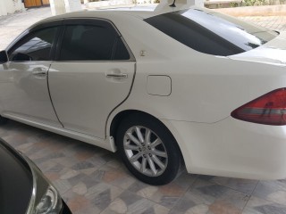 2008 Toyota Crown