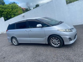 2012 Toyota Estima