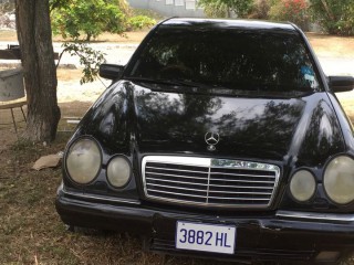1999 Mercedes Benz E280 for sale in St. Catherine, Jamaica
