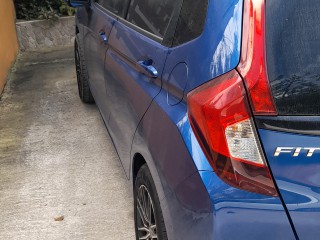 2014 Honda Fit for sale in Kingston / St. Andrew, Jamaica