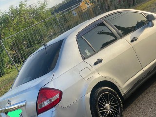 2010 Nissan Tiida