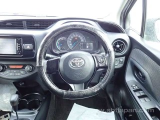 2017 Toyota Vitz