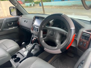 2007 Mitsubishi Pajero