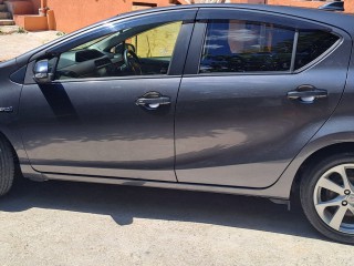 2015 Toyota Aqua for sale in Manchester, Jamaica