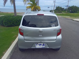 2013 Daihatsu Mira Es 
$630,000