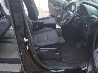 2014 Toyota Voxy for sale in St. James, Jamaica