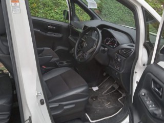 2017 Toyota Noah Wxb for sale in St. Elizabeth, Jamaica