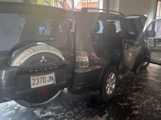 2012 Mitsubishi Pajero