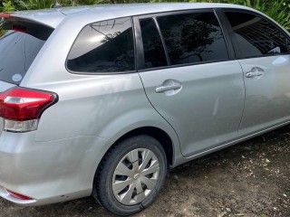 2016 Toyota Fielder