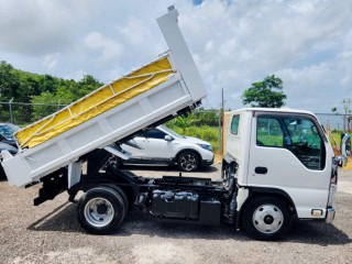 2013 Isuzu ELF Tipper Truck for sale in St. Elizabeth, Jamaica
