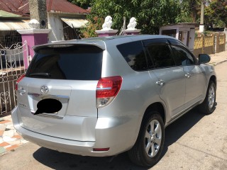 2010 Toyota Vangaurd for sale in Kingston / St. Andrew, Jamaica