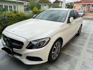 2017 Mercedes Benz C200