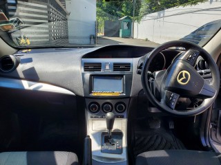2011 Mazda AXELA 
$990,000
