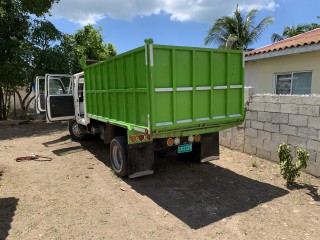 2001 Isuzu Nqr for sale in St. Catherine, Jamaica