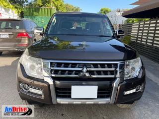 2018 Mitsubishi PAJERO