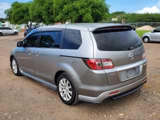 2010 Mazda MPV