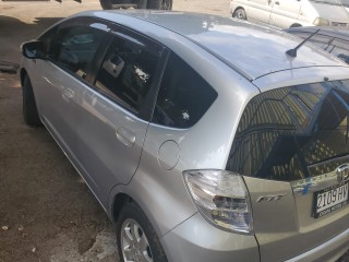 2013 Honda Fit Hybrid for sale in Kingston / St. Andrew, Jamaica