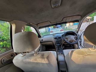 2003 Nissan Sunny